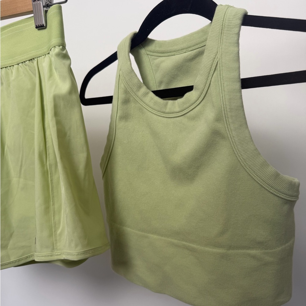 Alo set match point skirt and seamless bra tank - Picture 2 of 6